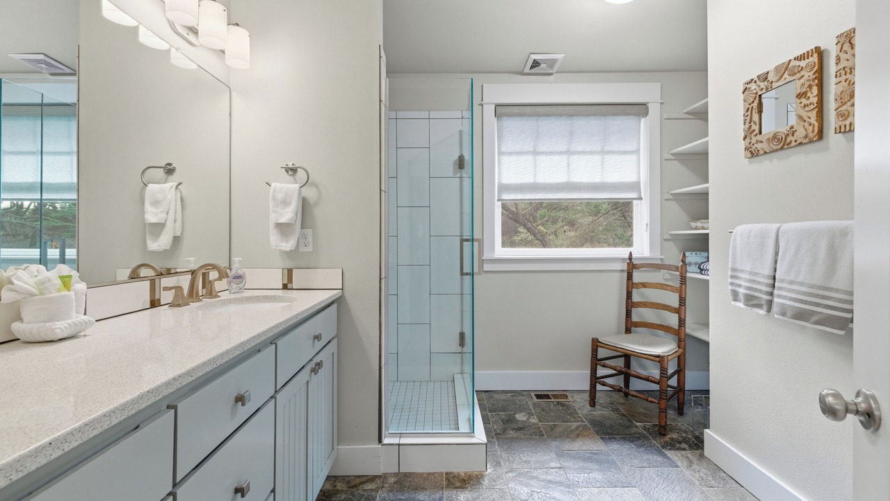 Photo of Bathroom in Tierra Del Mar