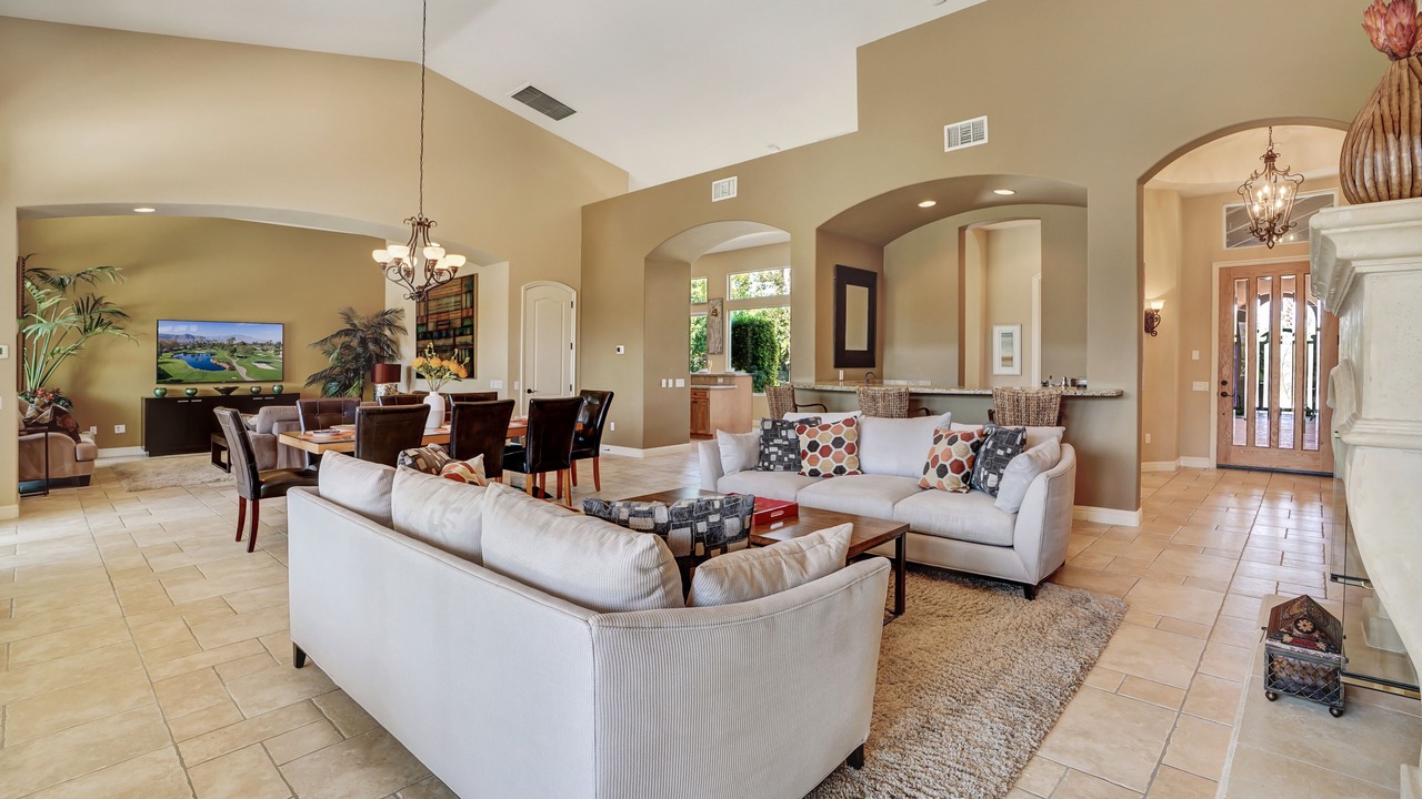 Photo of Livingroom in La Quinta