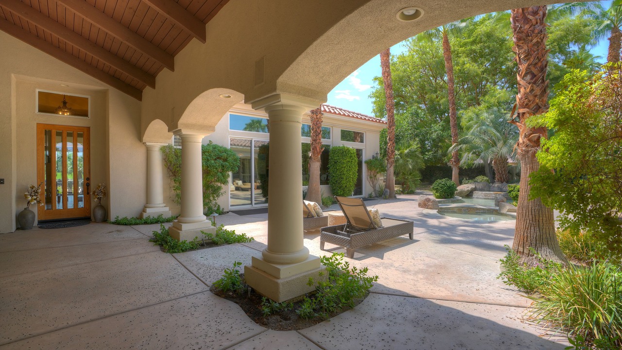 Photo of Patio Balcony in La Quinta