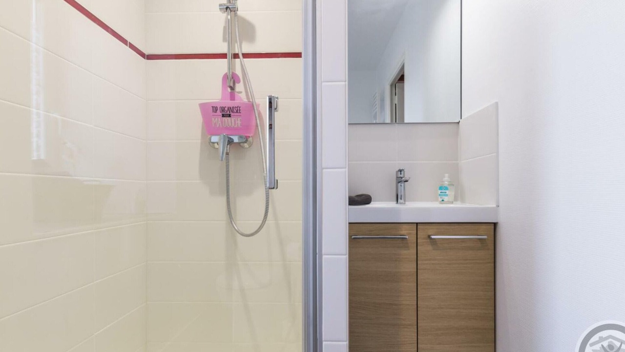 Photo of Bathroom in Varouville