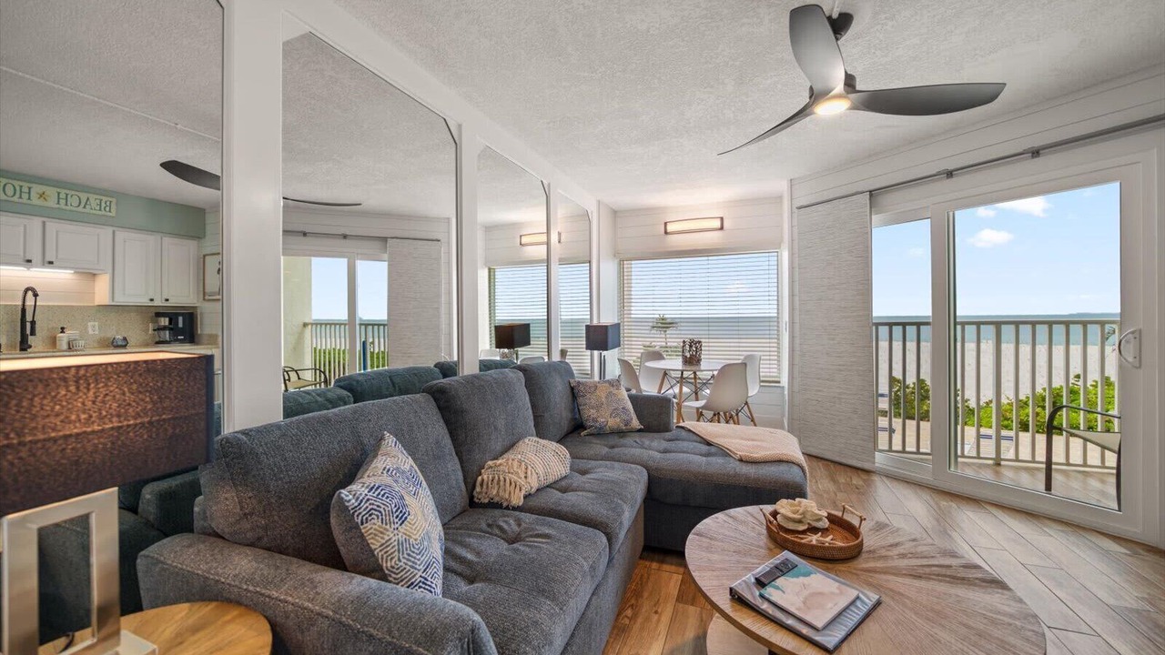 Photo of Livingroom in Belleair Beach