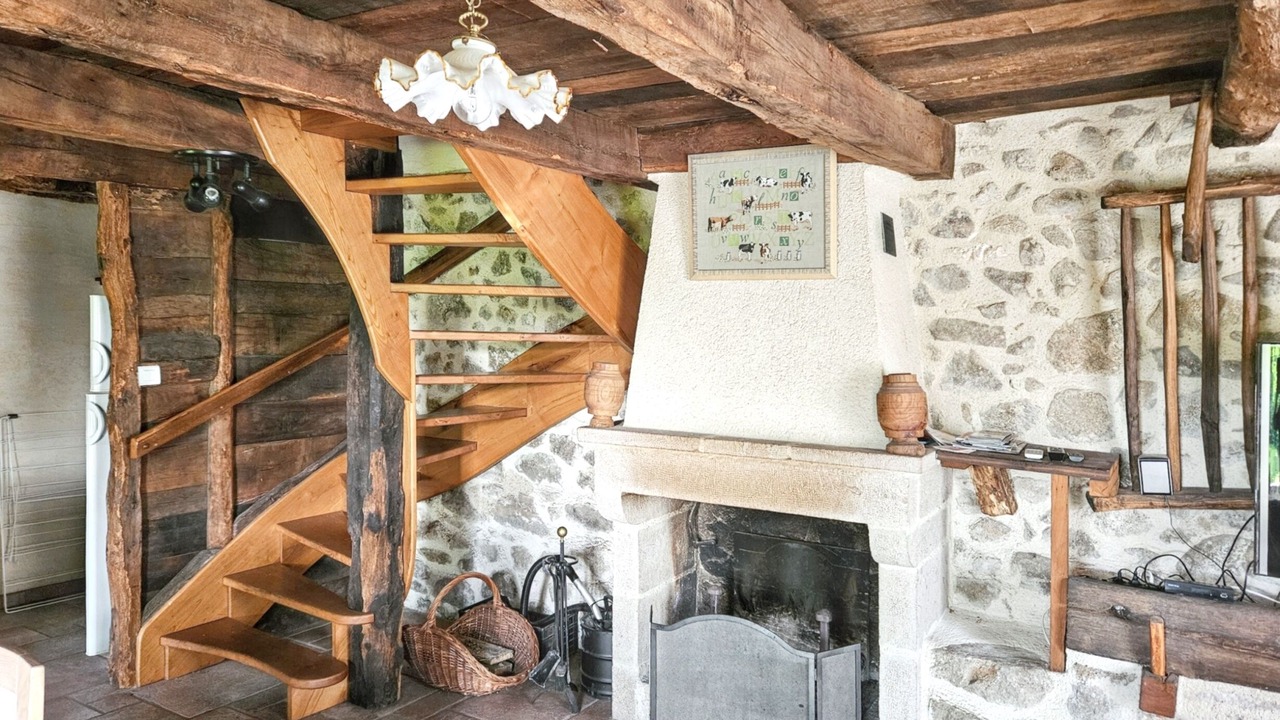 Photo of Livingroom in Peyrusse-le-Roc