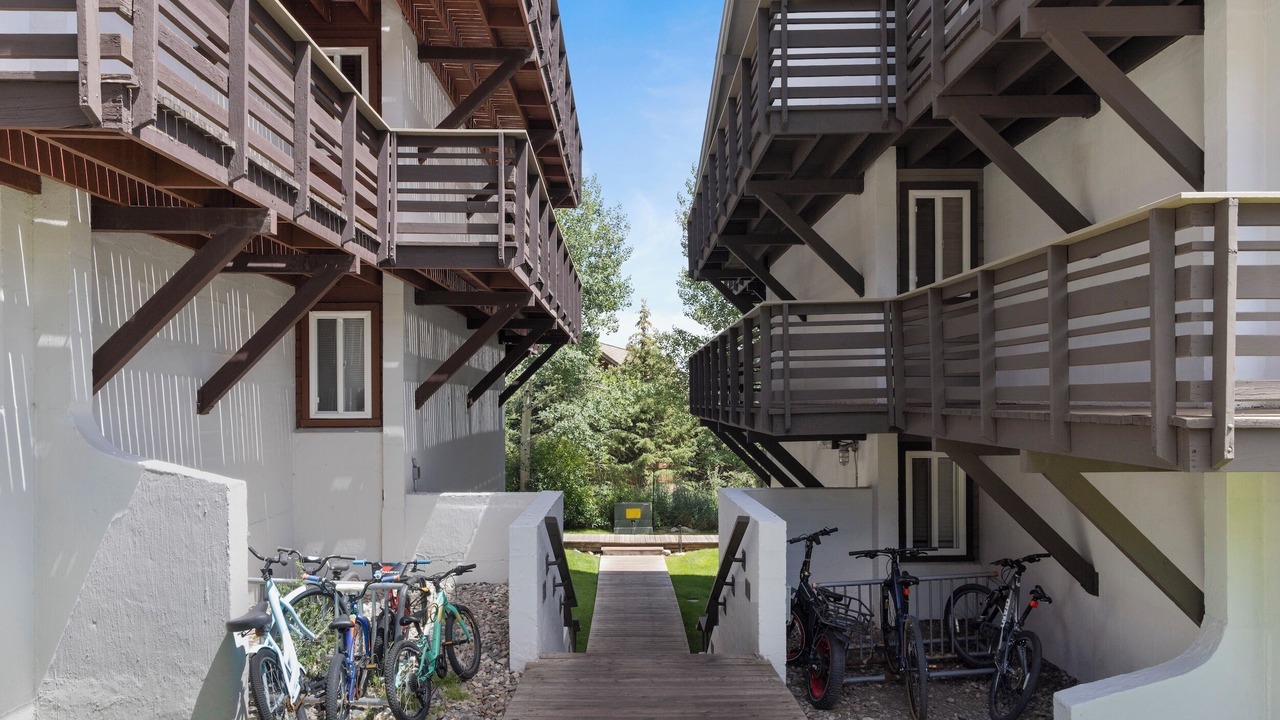 Photo of Others in Teton Village