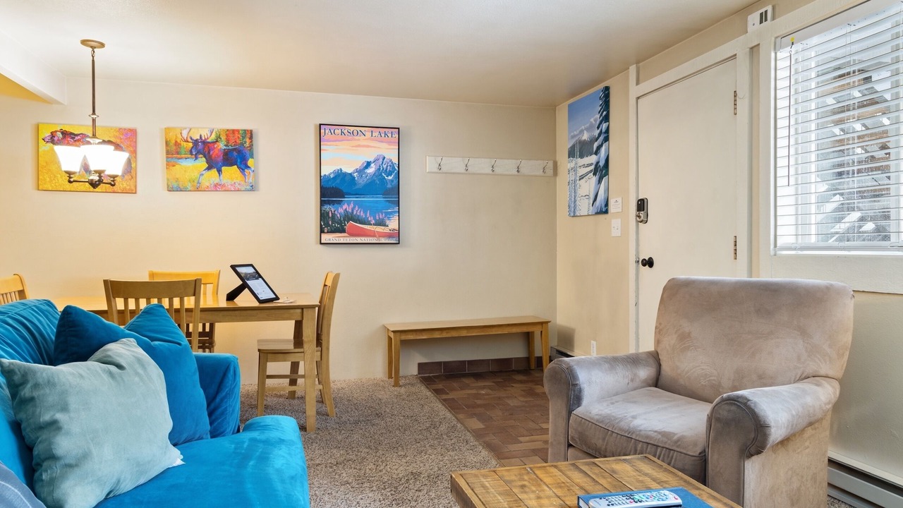 Photo of Livingroom in Teton Village