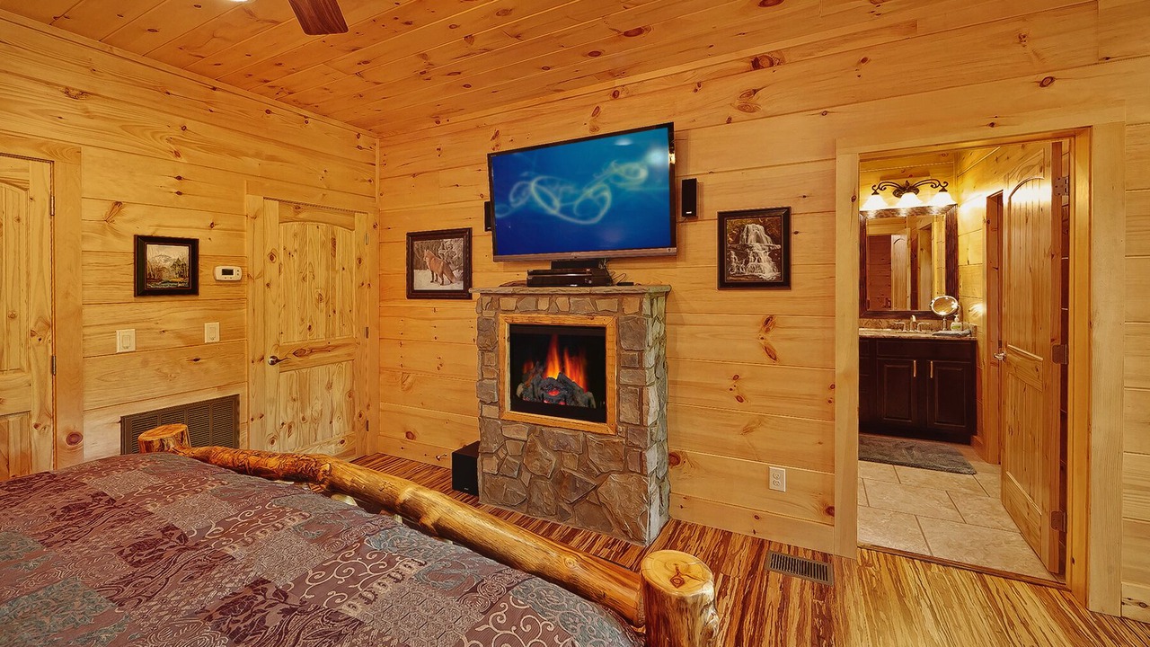 Photo of Bedroom in Gatlinburg