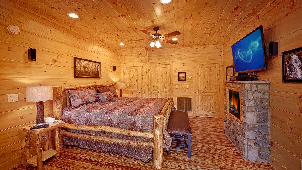 Photo of Bedroom in Gatlinburg