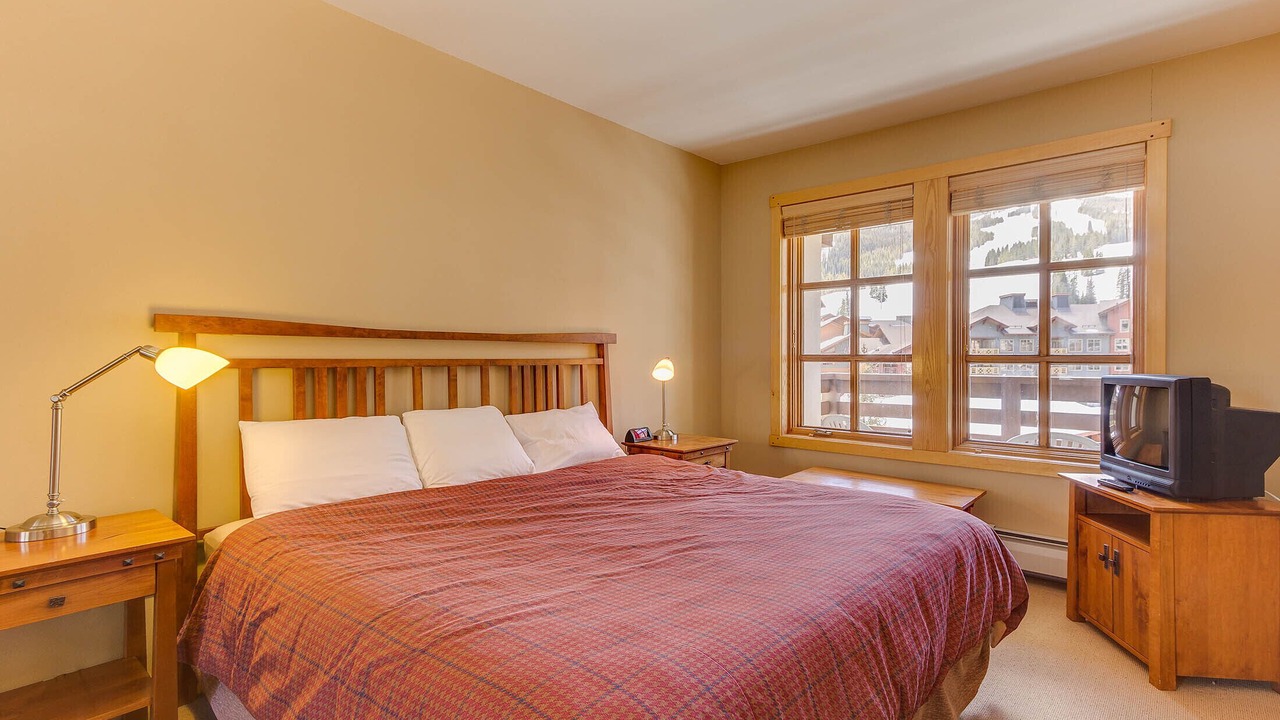 Photo of Bedroom in Copper Mountain Village