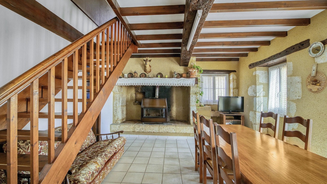Photo of Livingroom in Courrensan