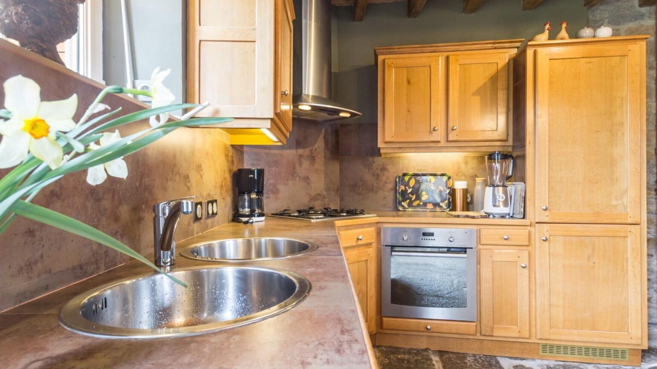 Photo of Kitchen in Coulouvray-Boisbenatre