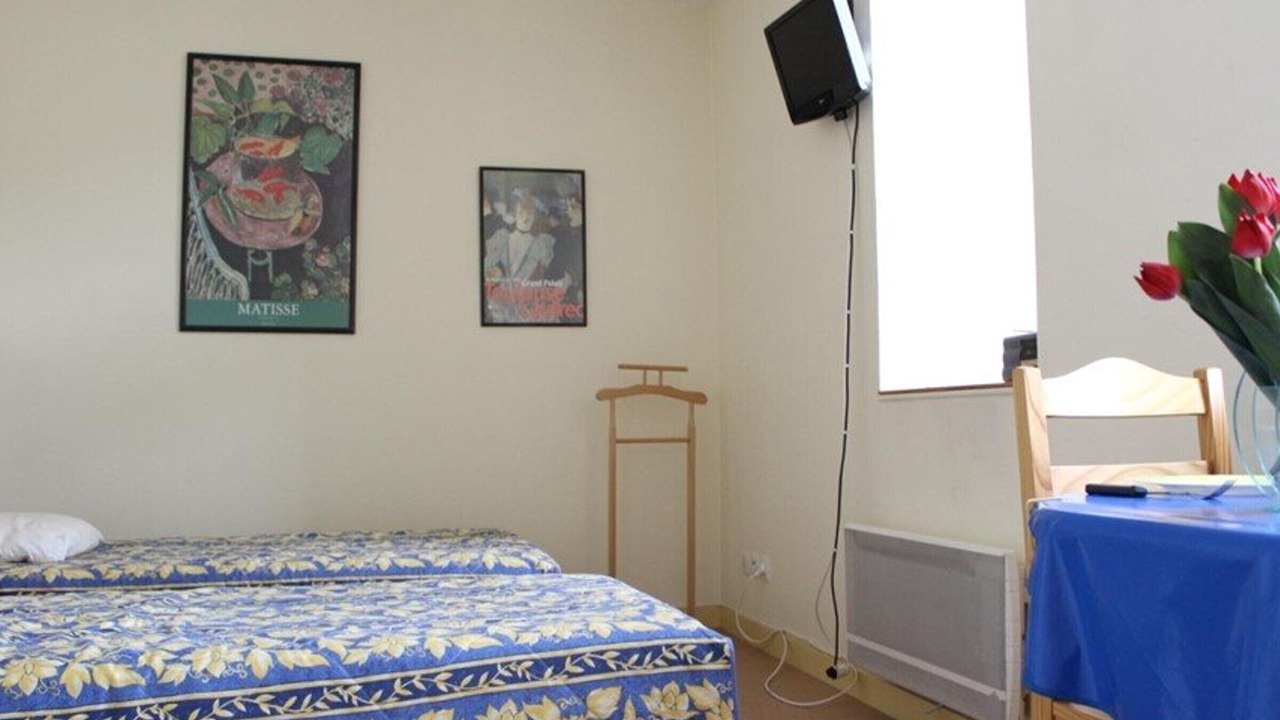 Photo of Bedroom in La Rochelle City Centre