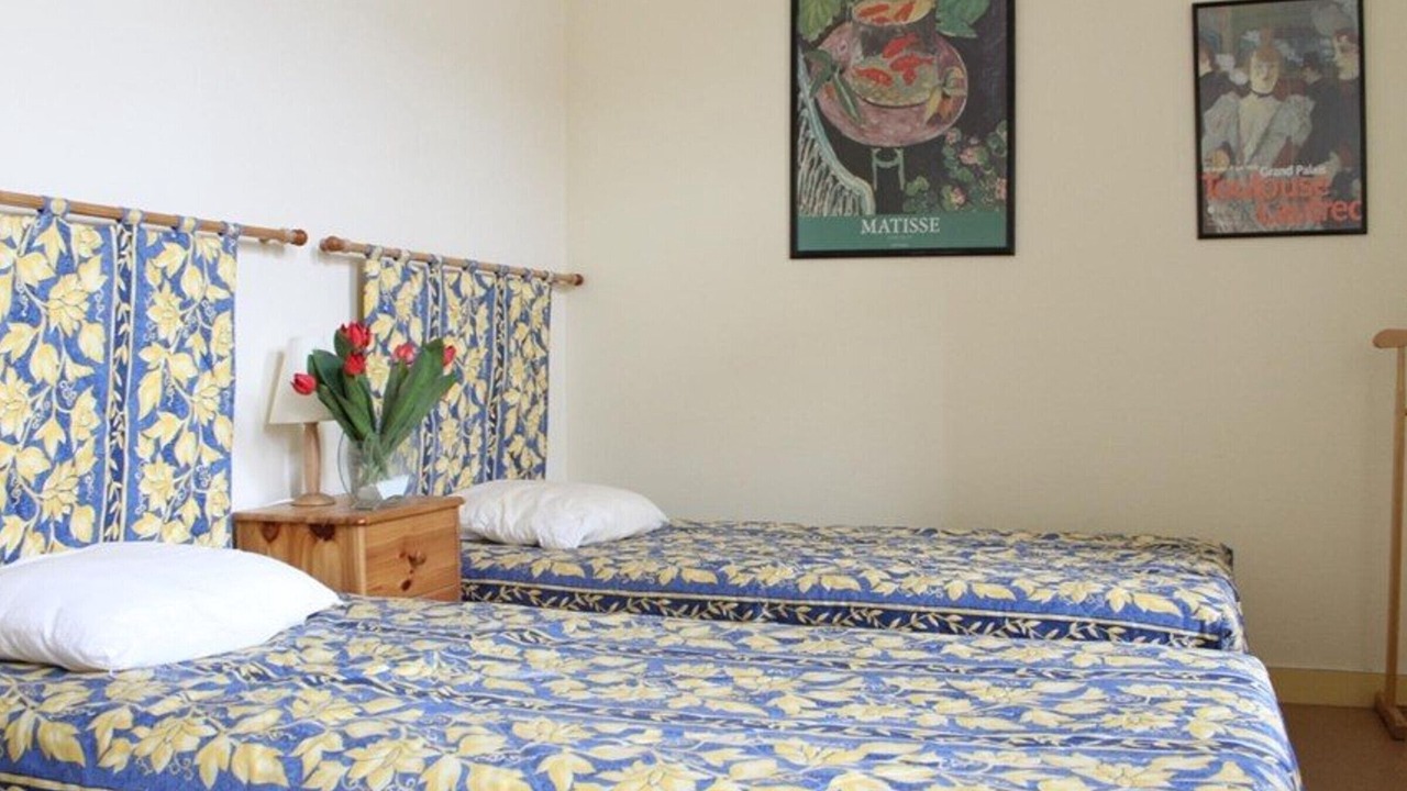 Photo of Bedroom in La Rochelle City Centre