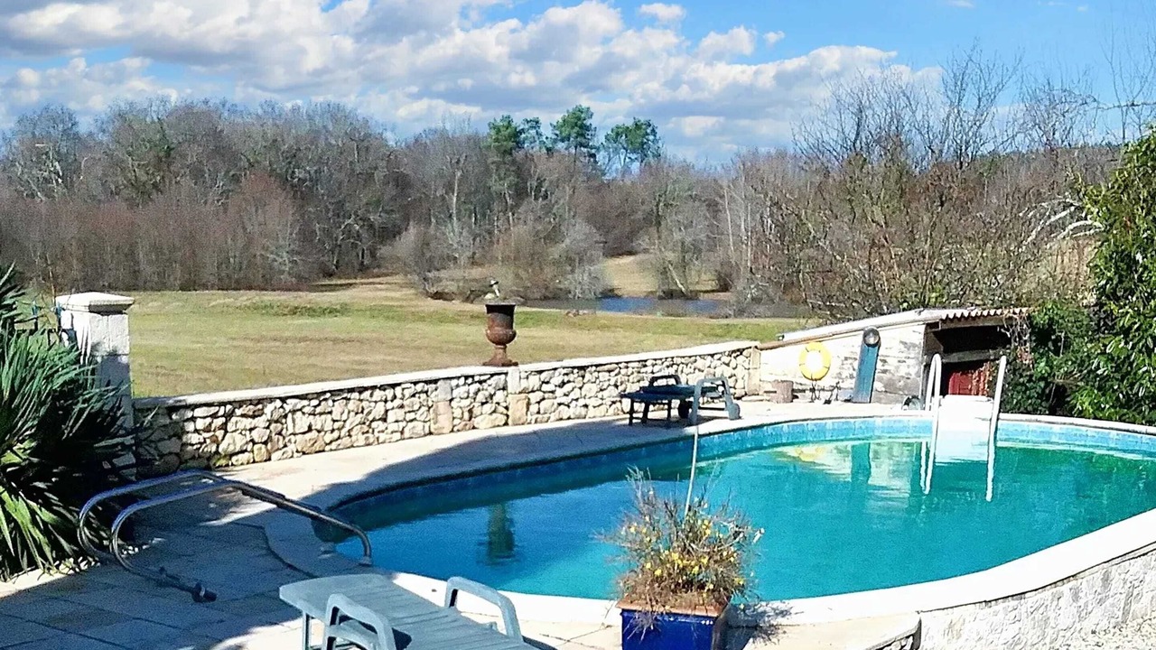 Photo of Outdoor in Bosset