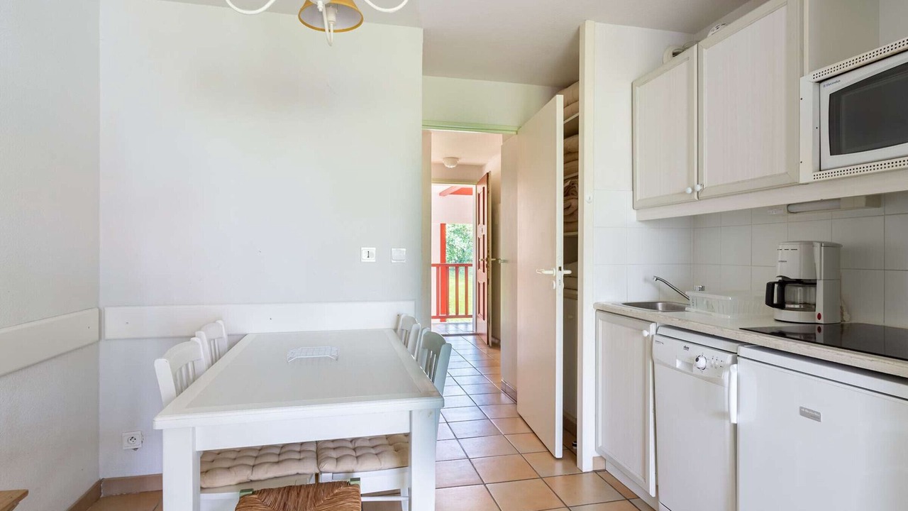 Photo of Kitchen in Behobie