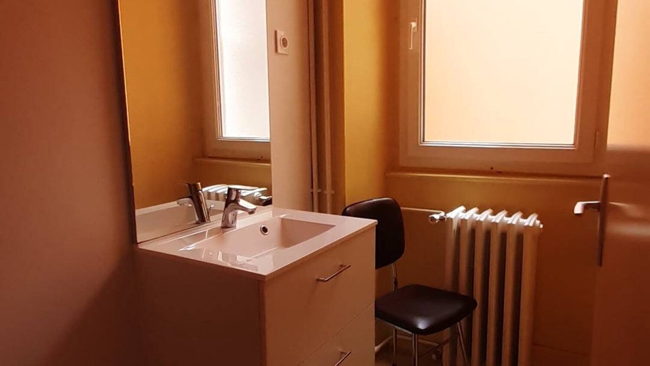 Photo of Bathroom in Cauterets