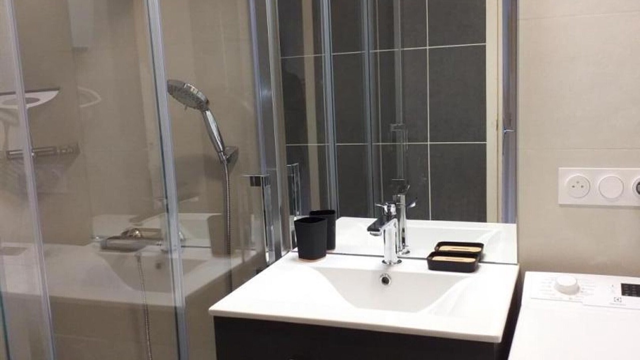 Photo of Bathroom in Folligny