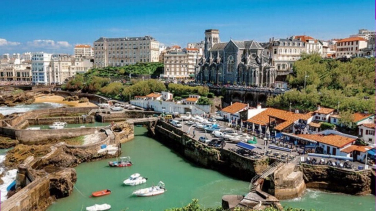 Photo of Others in Biarritz