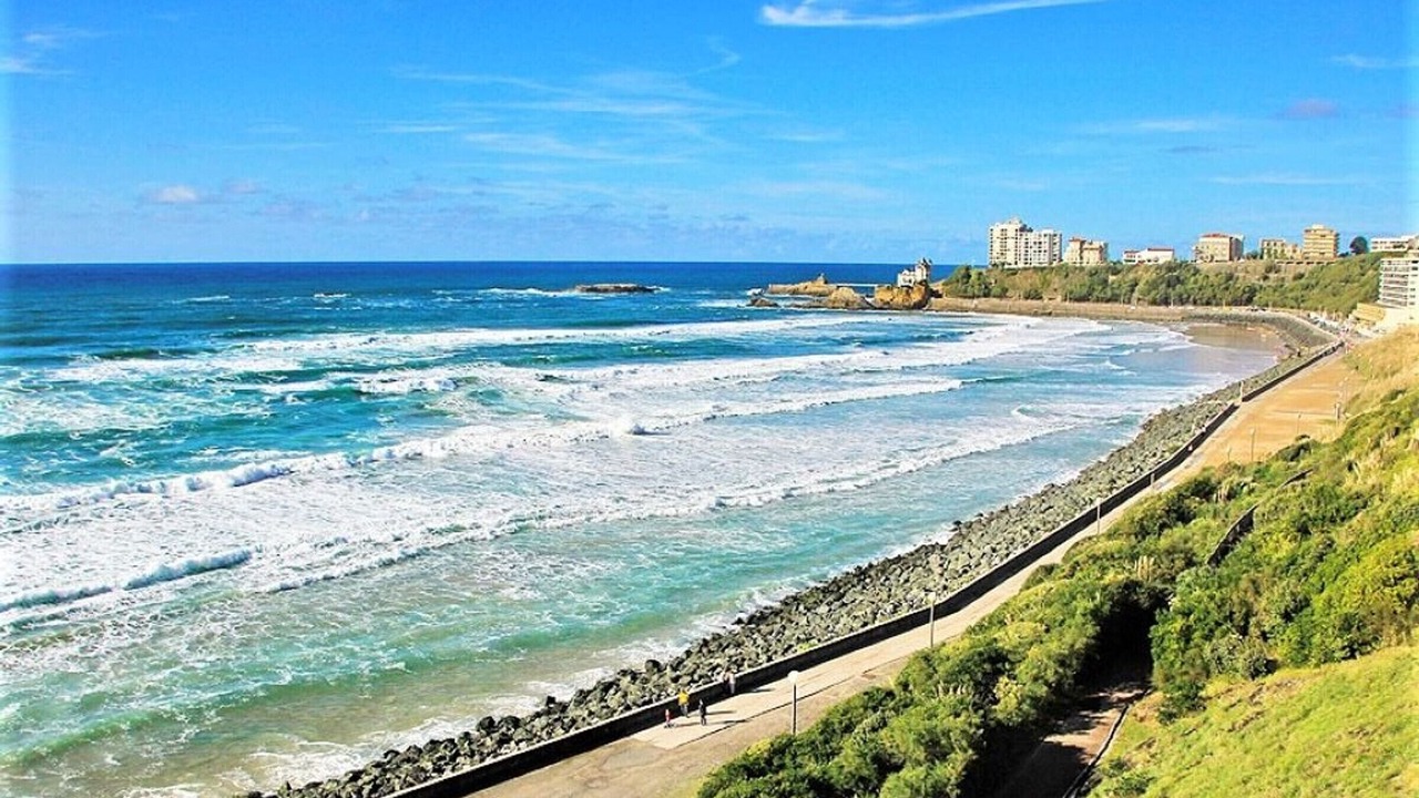 Photo of Others in Biarritz