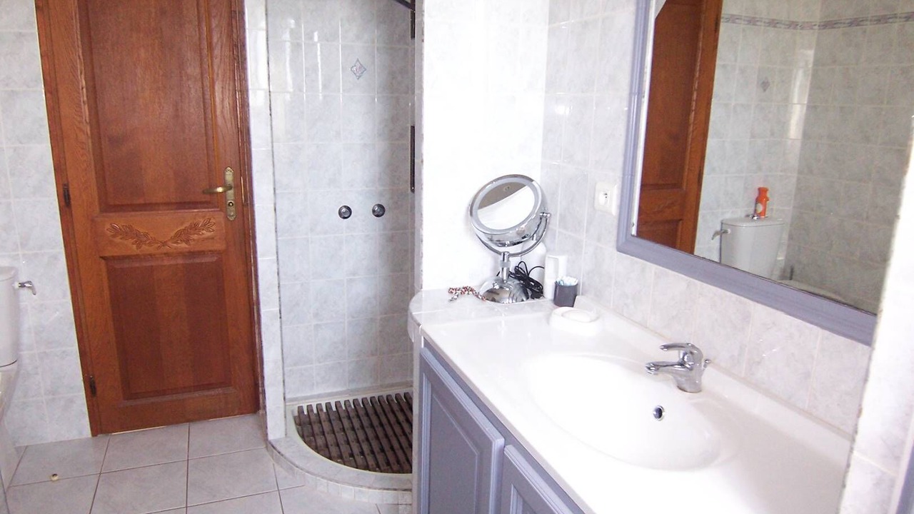 Photo of Bathroom in Lecci