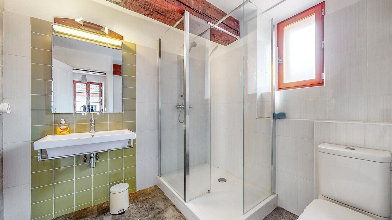Photo of Bathroom in Jaulgonne