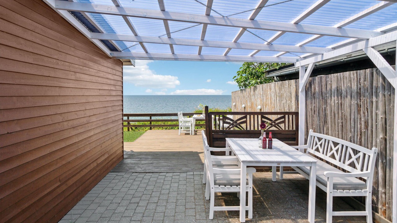 Photo of Others in Ronne