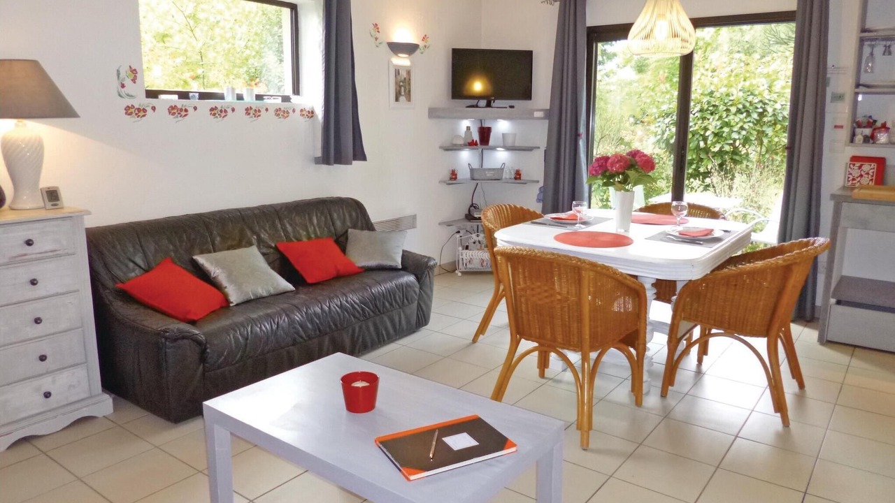 Photo of Bedroom in Ectot-lʼAuber