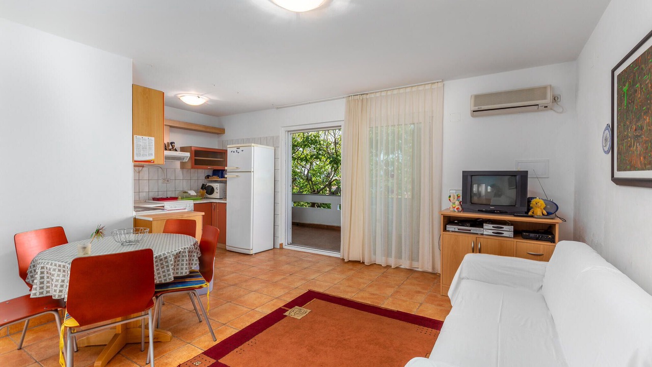 Photo of Bedroom in Punat
