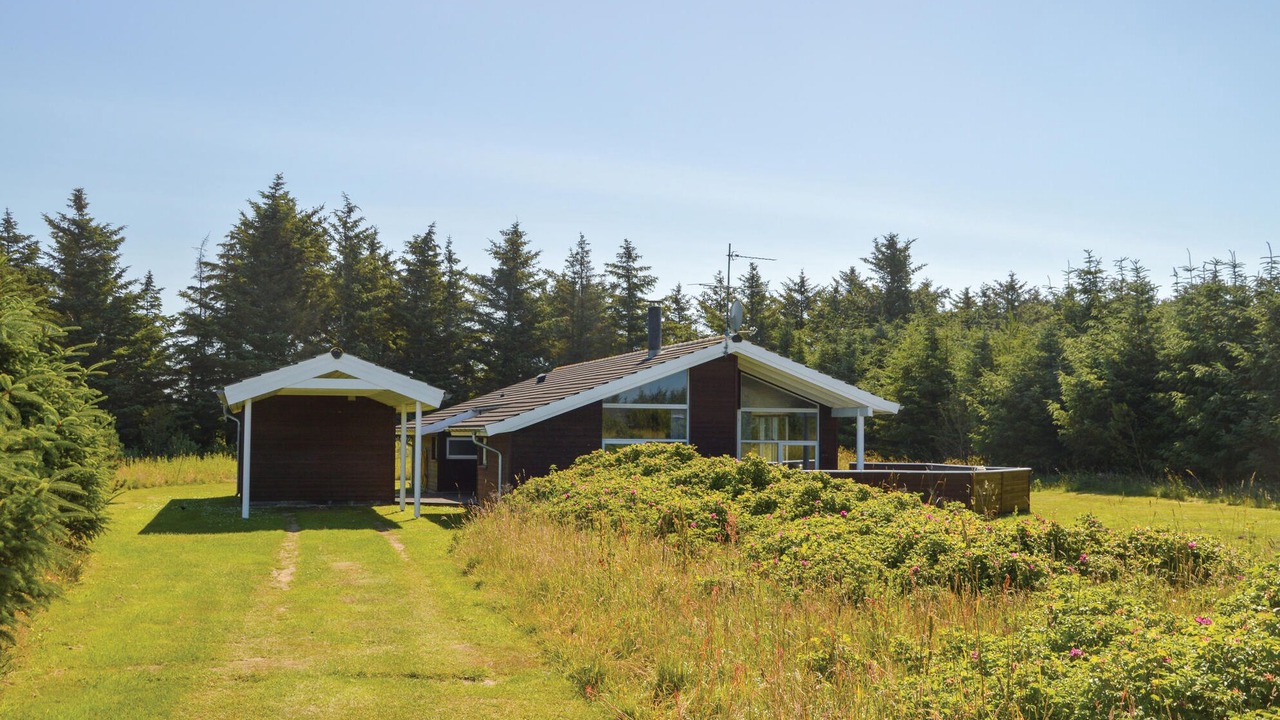 Photo of Outdoor in Lokken