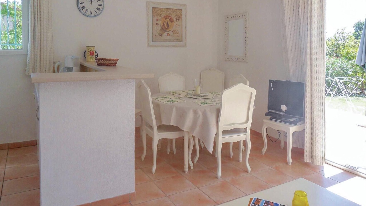 Photo of Bedroom in Montauroux