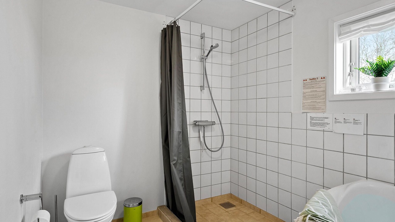 Photo of Bathroom in Skaven Strand