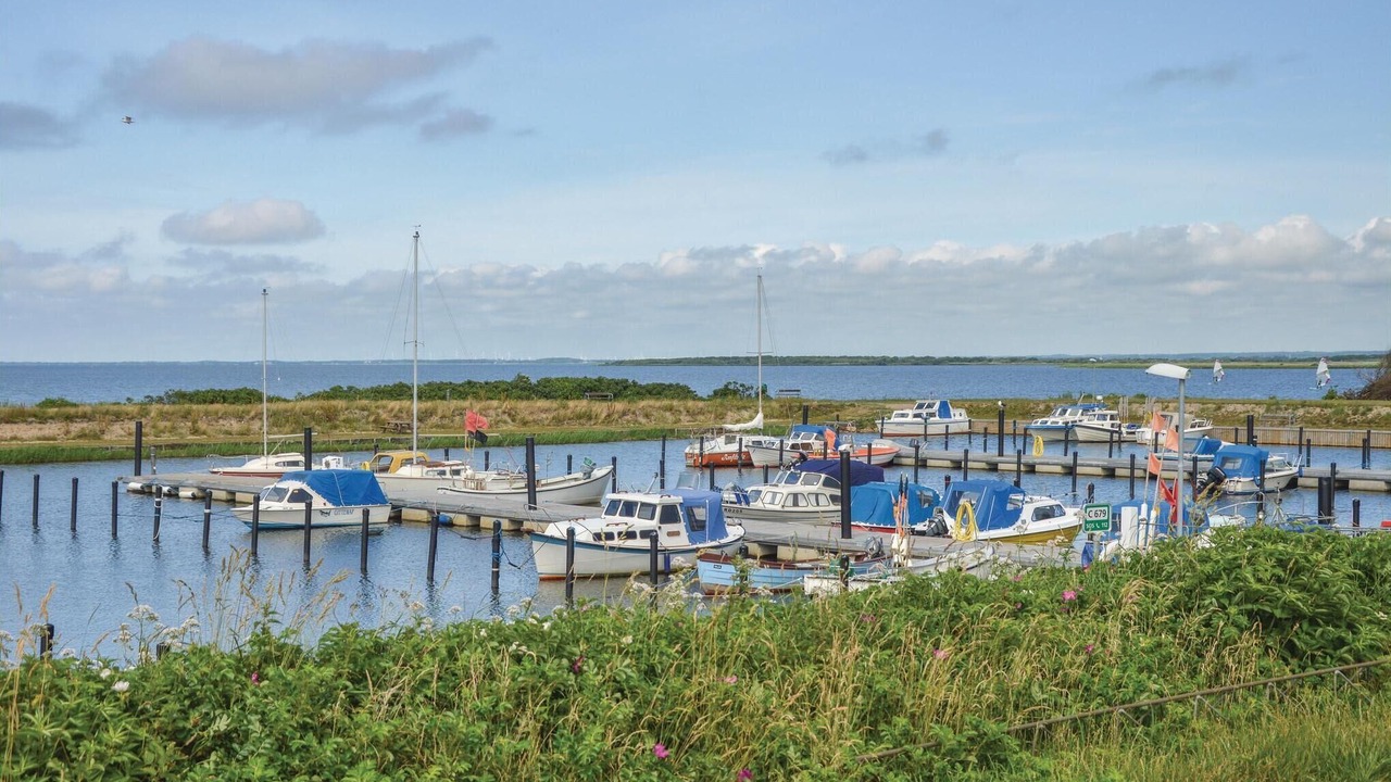 Photo of Others in Skaven Strand