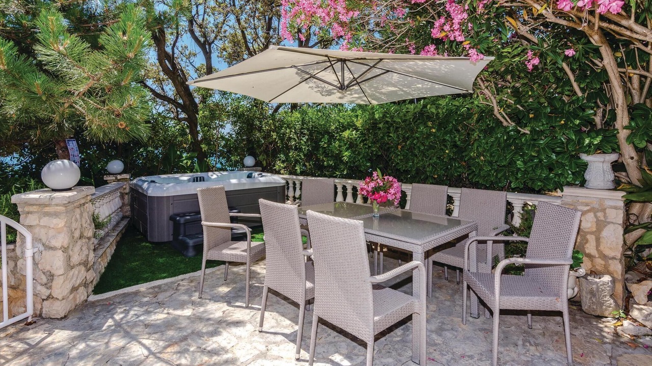 Photo of Outdoor in Kozino