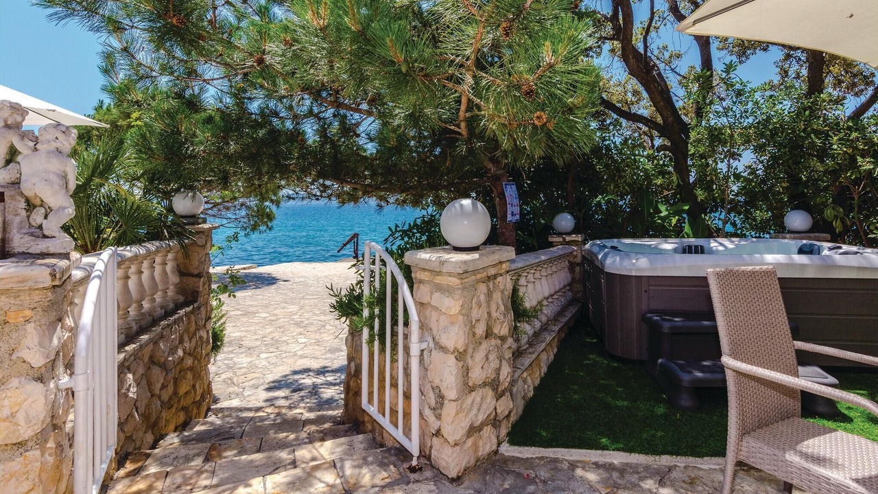 Photo of Outdoor in Kozino