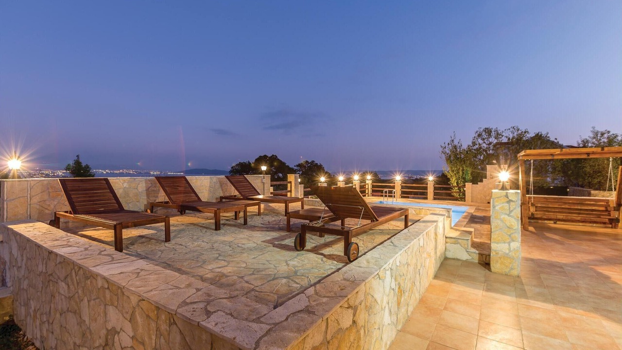 Photo of Outdoor in Rudine