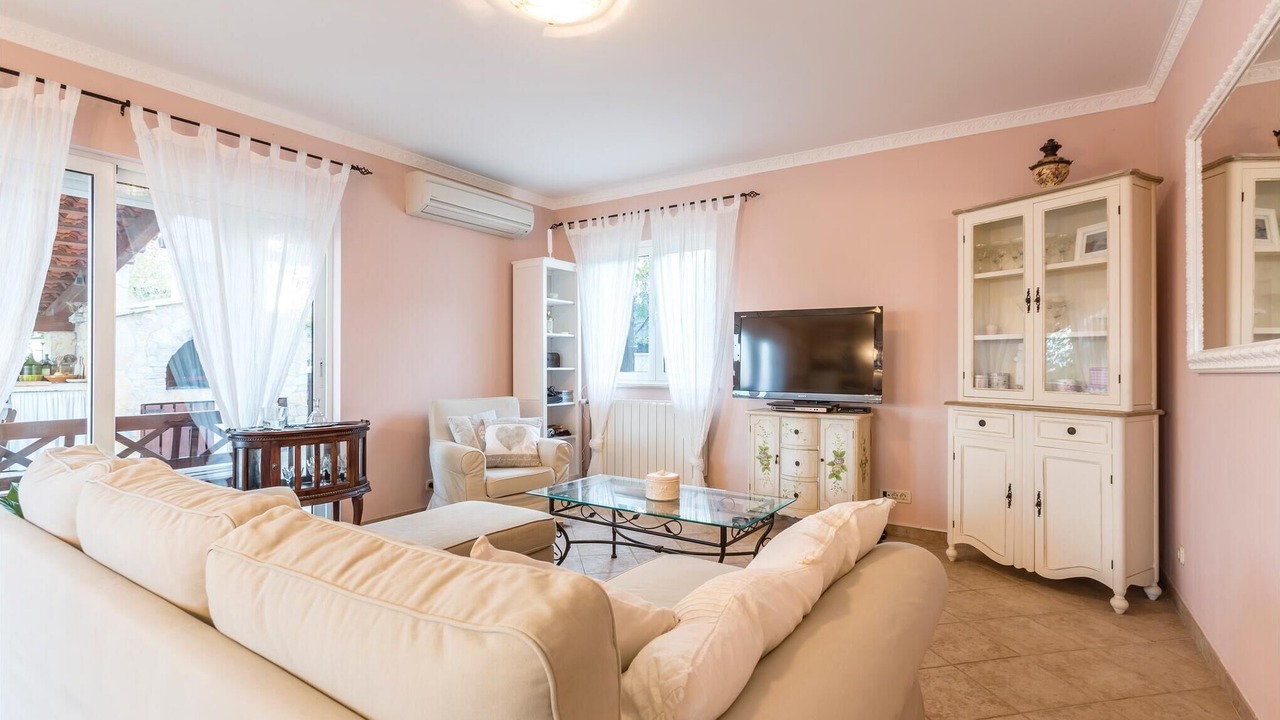 Photo of Bedroom in Rudine