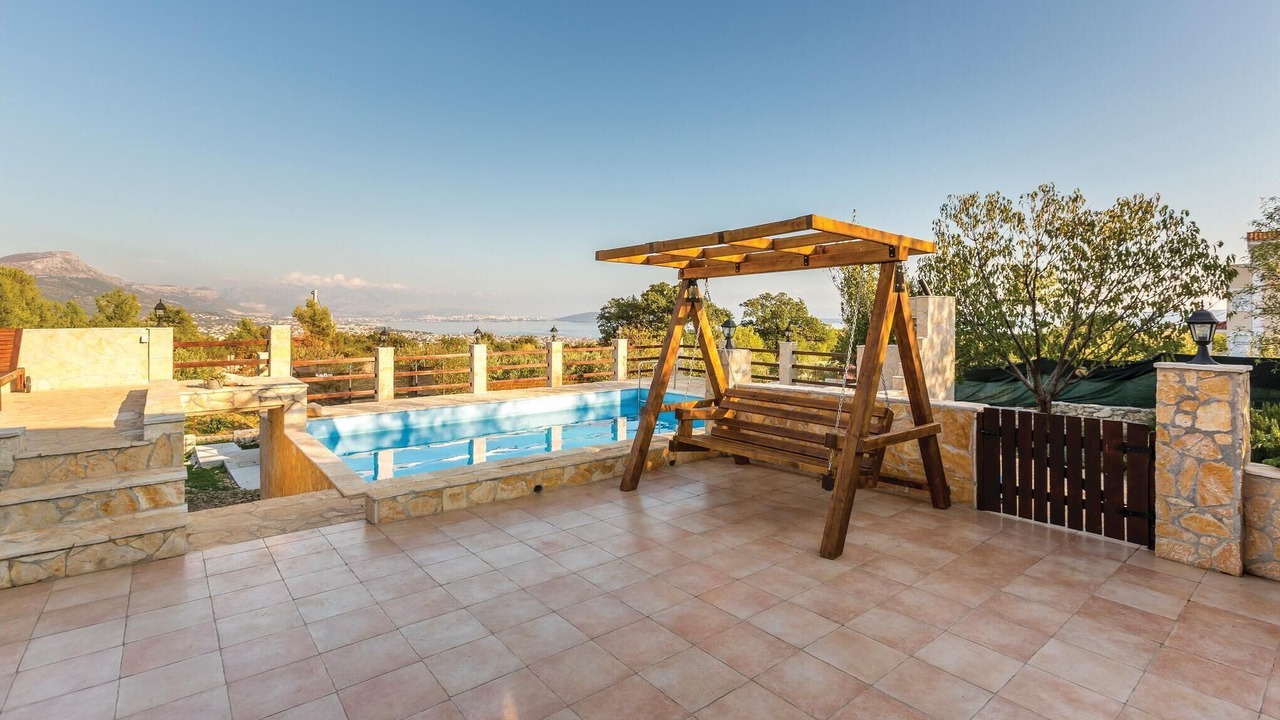 Photo of Outdoor in Rudine