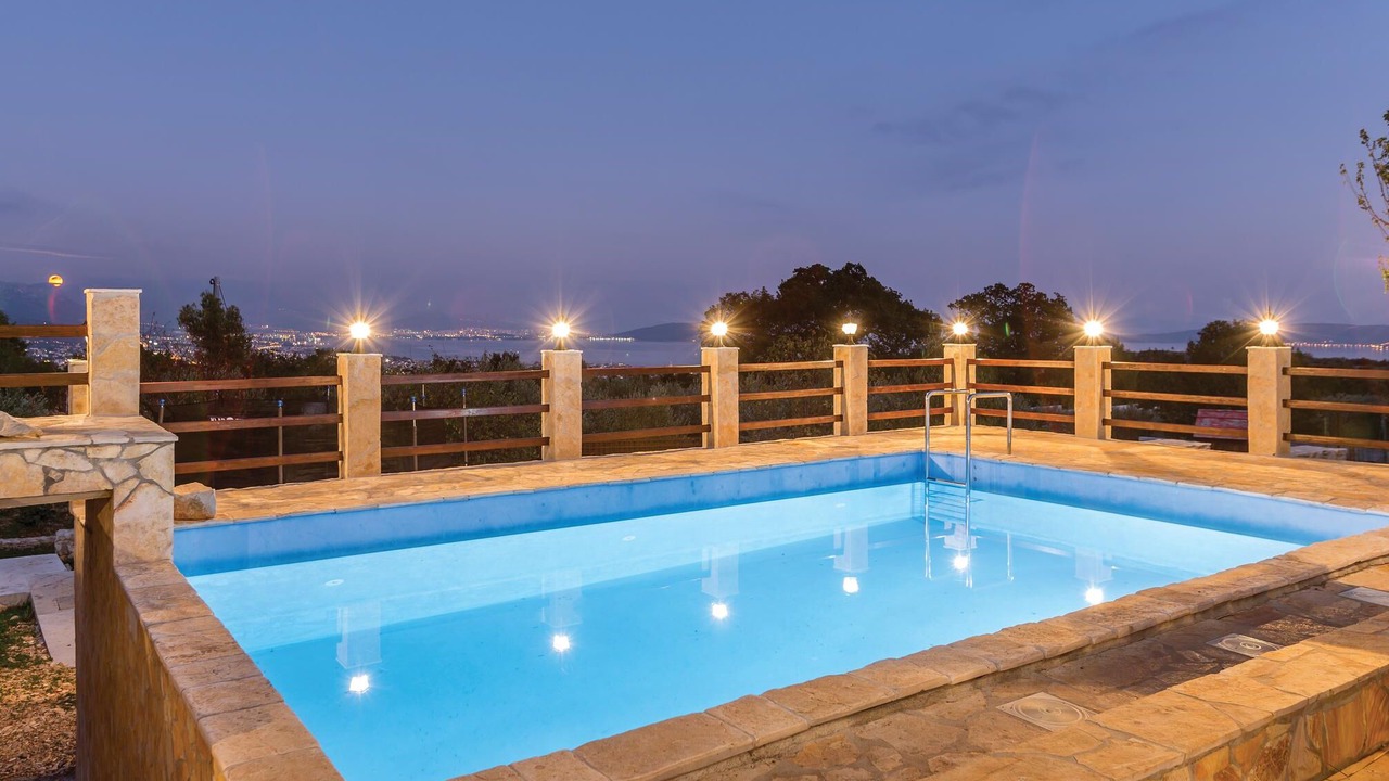 Photo of Outdoor in Rudine