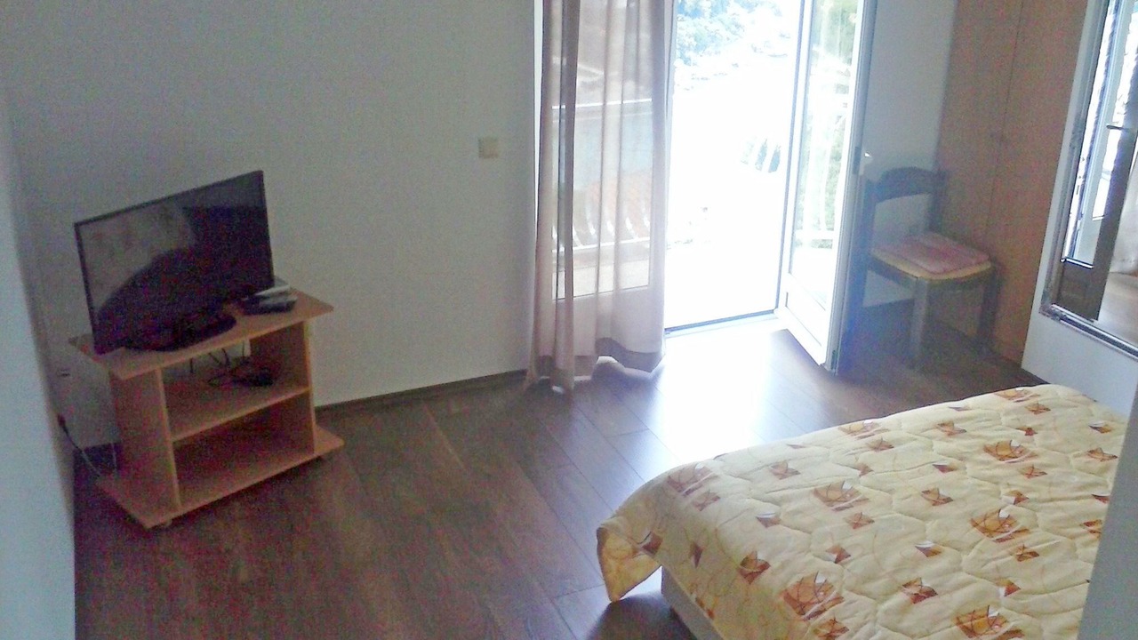 Photo of Bedroom in Molunat