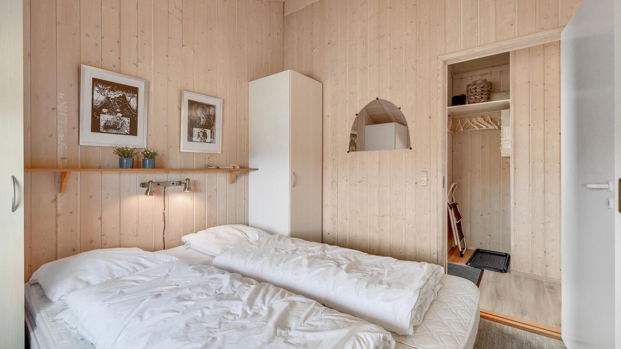 Photo of Others in Houvig Strand