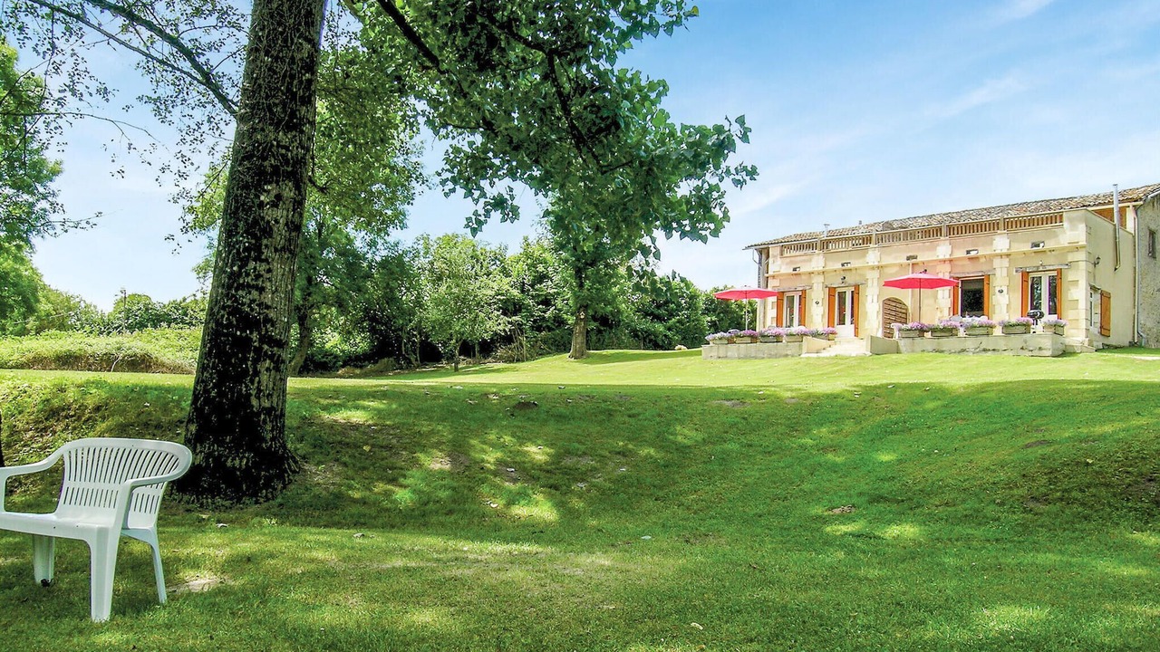 Photo of Outdoor in La Barde