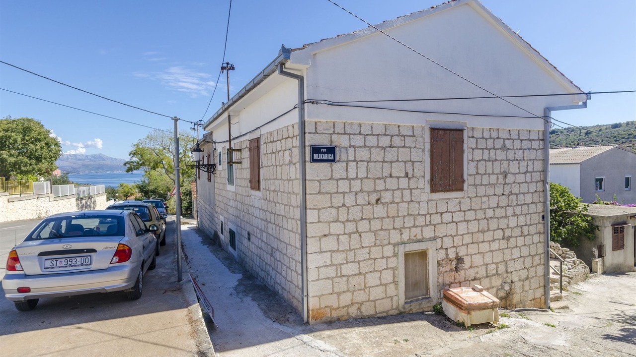Photo of Outdoor in Slatine