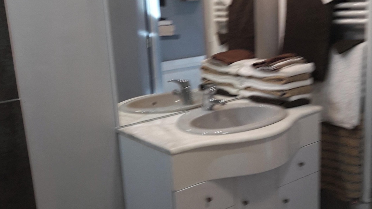 Photo of Bathroom in Villeneuve d'Aveyron
