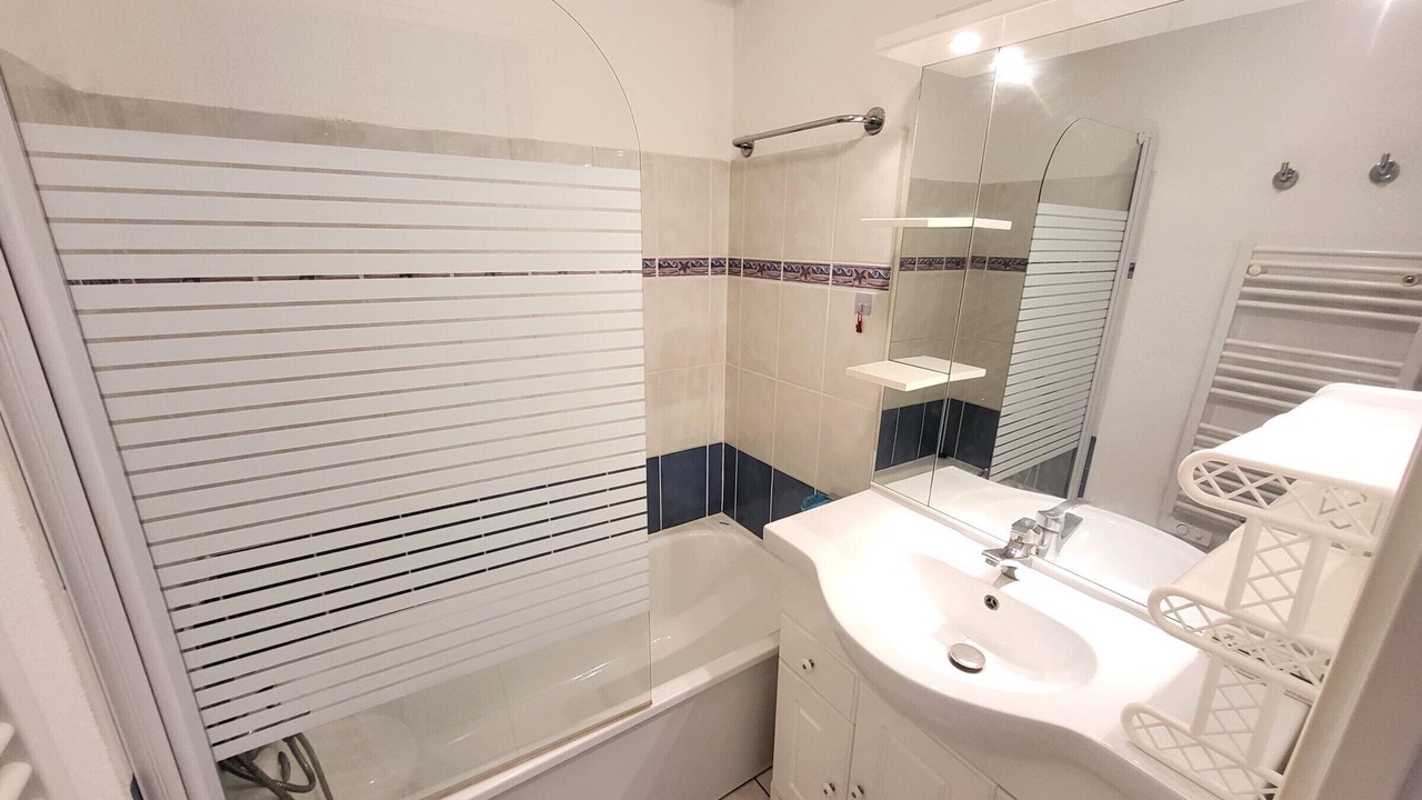 Photo of Bathroom in Les Sables d'Olonne