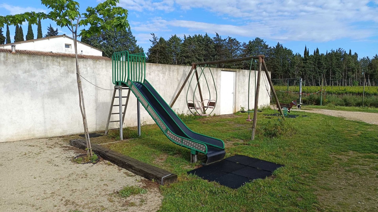 Photo of Others in Meynes