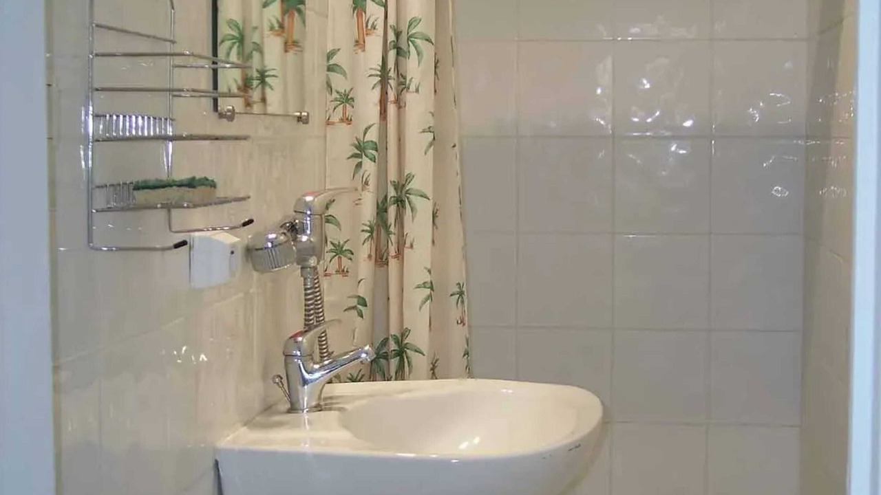 Photo of Bathroom in Meynes