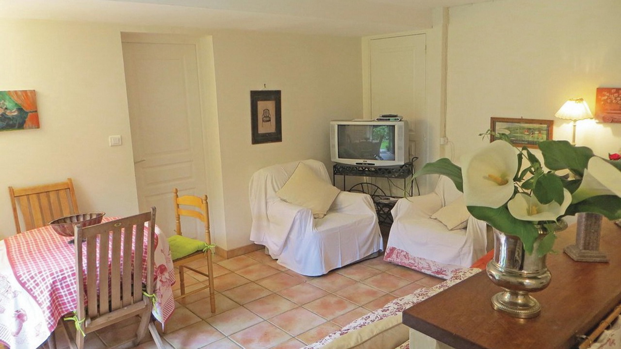 Photo of Livingroom in Saint-Branchs