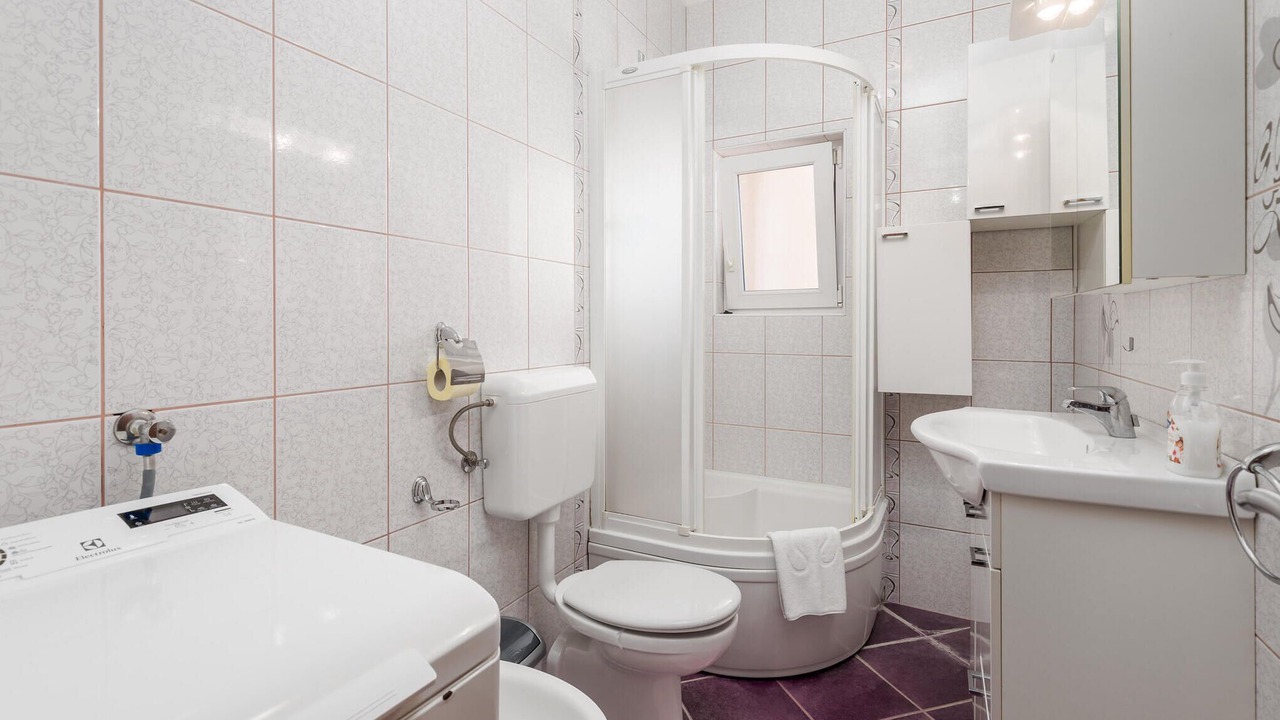 Photo of Bathroom in Garica