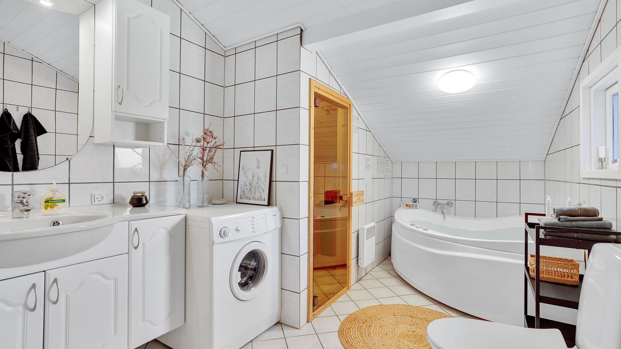 Photo of Bathroom in Vrist Strand