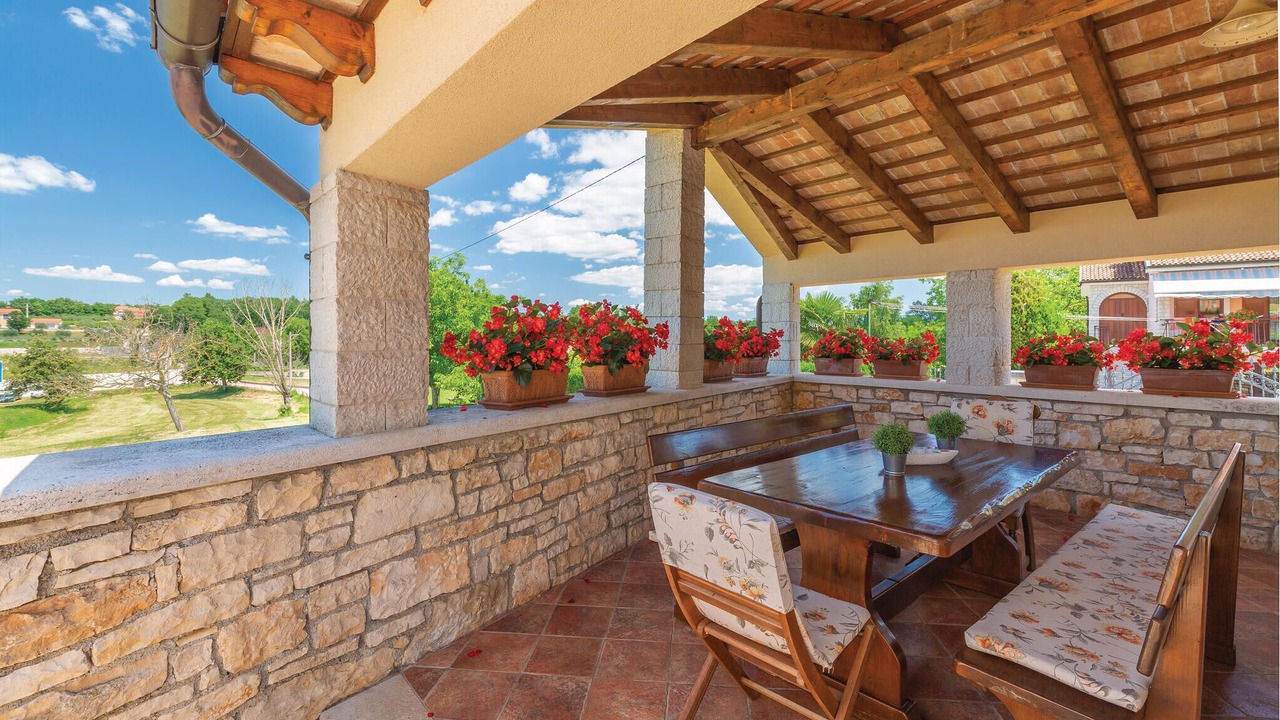 Photo of Patio Balcony in Jakovici