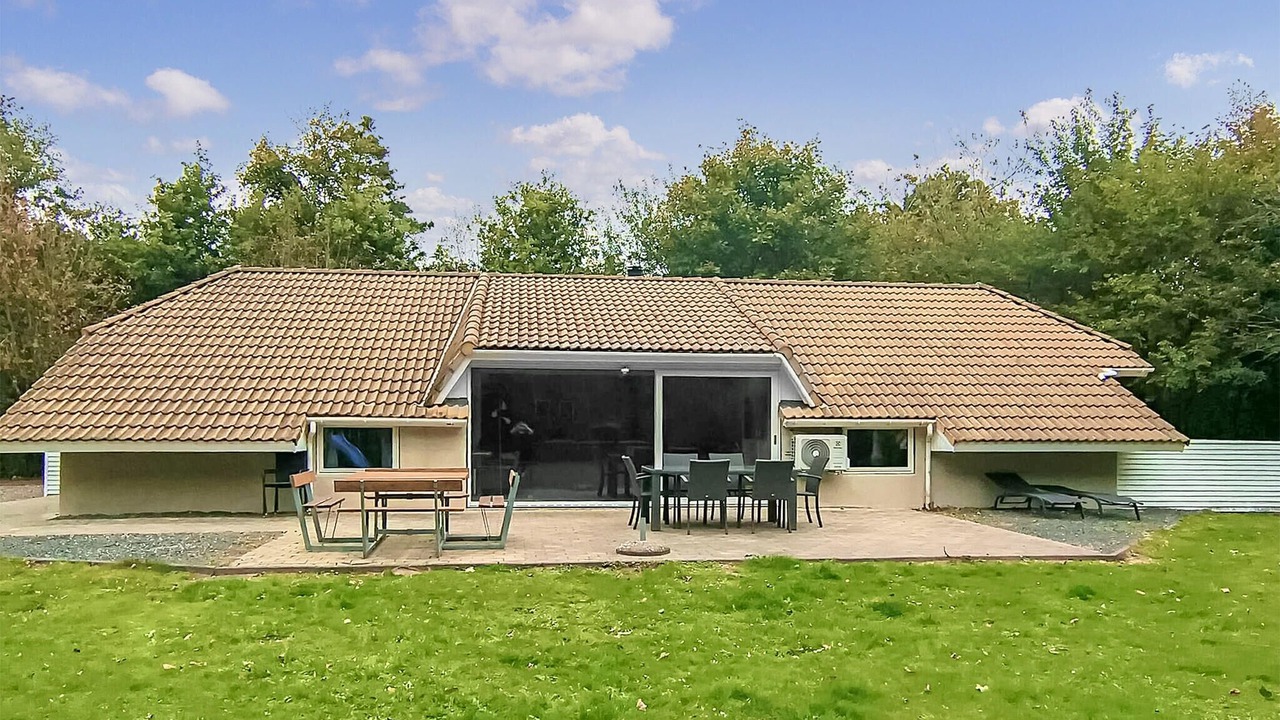 Photo of Others in Jegum