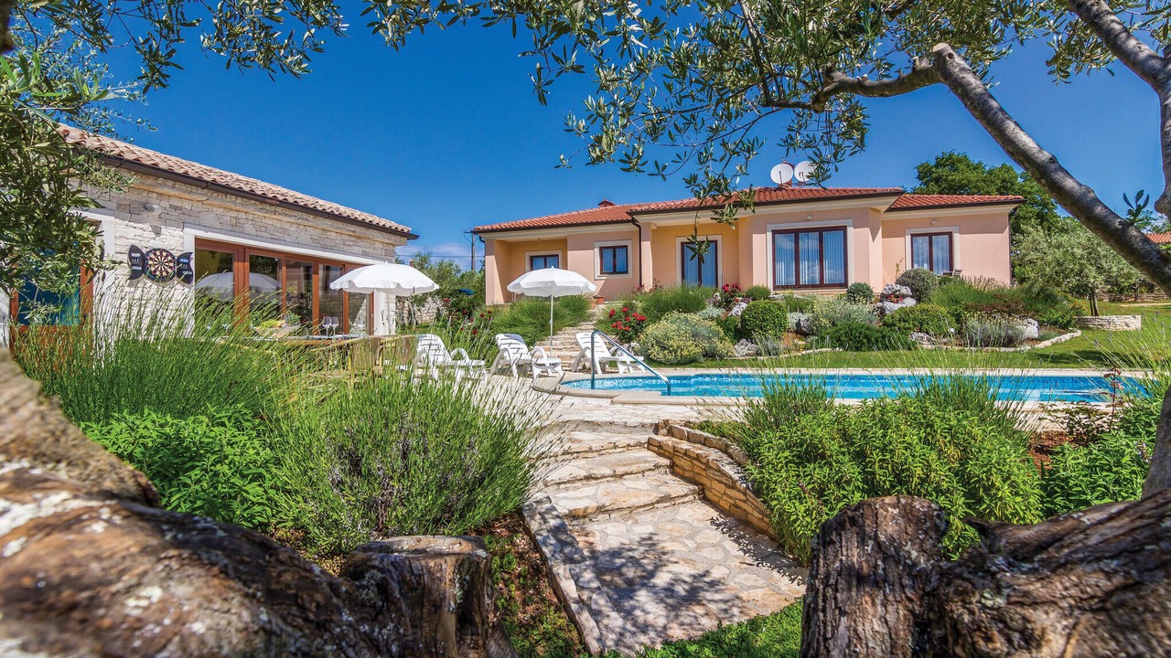 Photo of Outdoor in Kastel